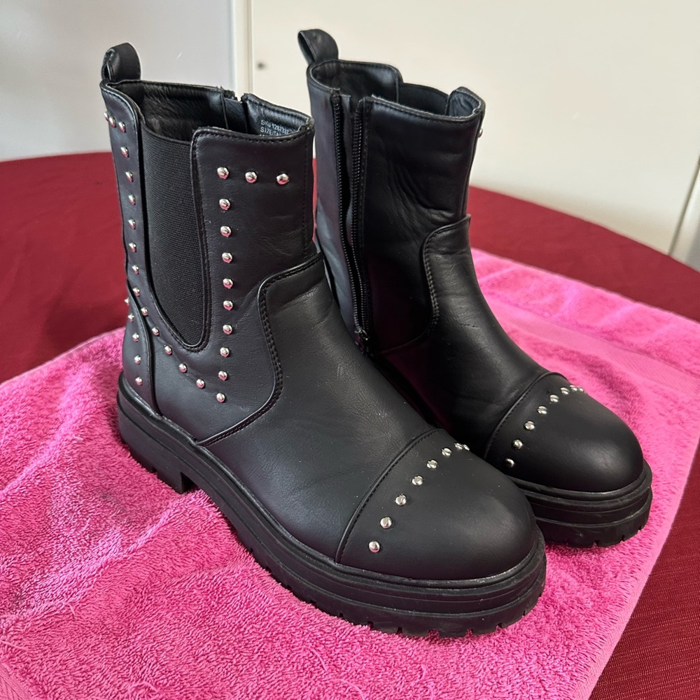 My Style size 6 ladies Black Combat style pleather Boots with Studded Details